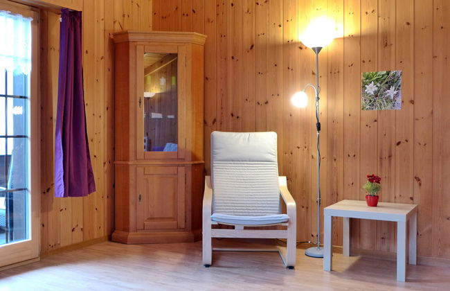 Apartamento de 2 quartos em Kandergrund com jardim - Foto 9