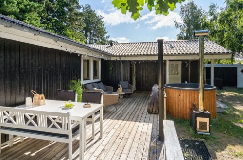 Photo 4 - 4 bedroom House in Store Fuglede with terrace and hot tub