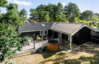 Photo 1 - Maison de 4 chambres à Store Fuglede avec terrasse et bain à remous