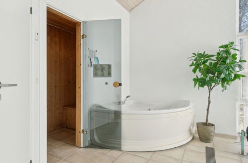 Foto 16 - Casa con 3 camere da letto a Sæby con piscina privata e terrazza