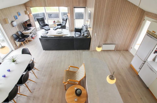 Foto 7 - Casa con 4 camere da letto a Harrerenden con terrazza e sauna