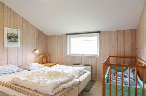 Foto 11 - Casa con 4 camere da letto a Harrerenden con terrazza e sauna