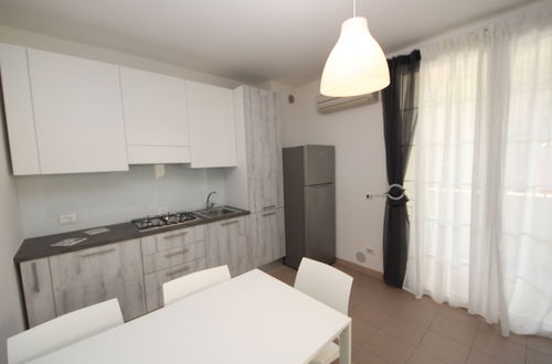 Photo 7 - 2 bedroom Apartment in Rosolina with terrace