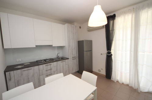 Photo 17 - 2 bedroom Apartment in Rosolina with terrace