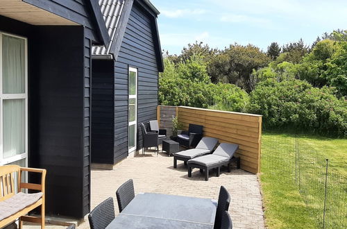 Foto 4 - Casa con 4 camere da letto a Harrerenden con terrazza e sauna