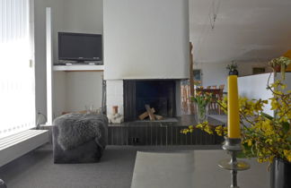 Foto 2 - Appartamento con 2 camere da letto a Lauterbrunnen con sauna e vista sulle montagne