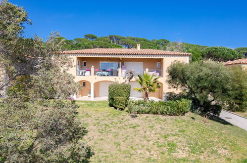 Foto 17 - Apartamento de 3 habitaciones en Sainte-Maxime con piscina y vistas al mar