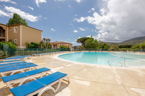 Photo 5 - Appartement de 3 chambres à Sainte-Maxime avec piscine et jardin