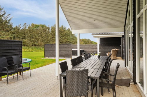 Photo 7 - Maison de 7 chambres à Spøttrup avec piscine privée et terrasse