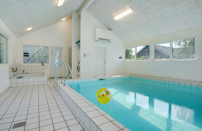 Casa de 4 quartos em Grenaa com piscina privada e terraço - Foto 12