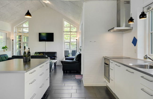 Casa de 4 quartos em Grenaa com piscina privada e terraço - Foto 3