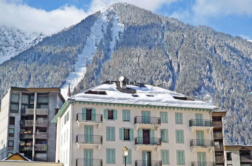 Foto 17 - Appartamento con 1 camera da letto a Chamonix-Mont-Blanc con vista sulle montagne