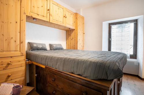 Photo 10 - Appartement de 1 chambre à Chamonix-Mont-Blanc avec vues sur la montagne