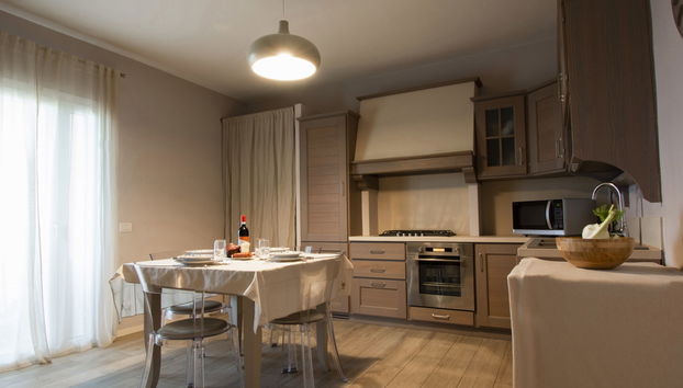 2 bedroom Apartment in Santa Maria a Monte with private pool and garden - Photo 5