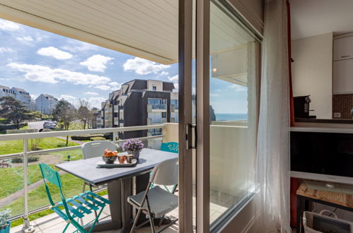Foto 15 - Apartamento de 1 quarto em Trouville-sur-Mer com terraço e vistas do mar