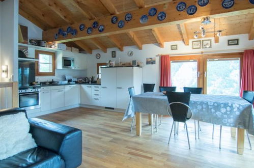 Foto 8 - Apartamento de 3 habitaciones en Saas-Fee con bañera de hidromasaje