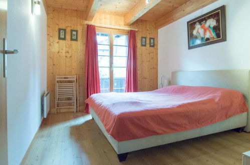 Foto 11 - Appartamento con 3 camere da letto a Saas-Fee con vasca idromassaggio