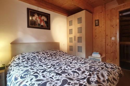 Foto 21 - Apartamento de 3 habitaciones en Saas-Fee con bañera de hidromasaje