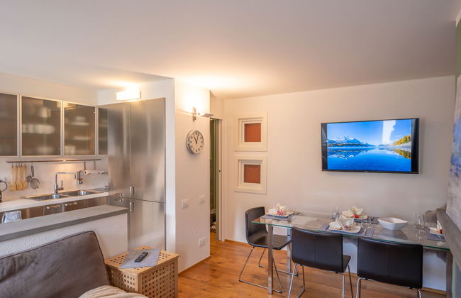 Apartamento de 3 quartos em Silvaplana com jardim e terraço - Foto 9