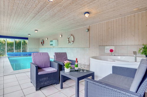 Foto 15 - Casa de 4 quartos em Væggerløse com piscina privada e terraço