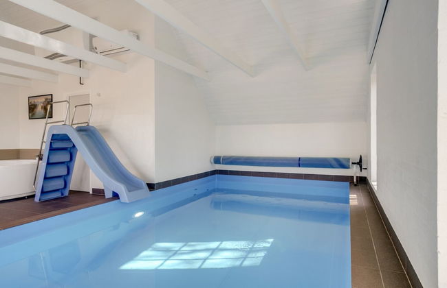 6 bedroom House in Væggerløse with private pool and terrace - Photo 29