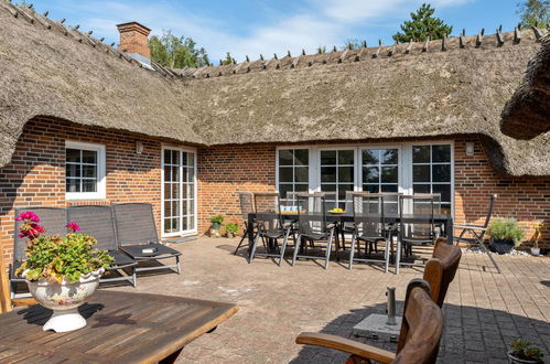 Photo 2 - Maison de 6 chambres à Væggerløse avec piscine privée et terrasse