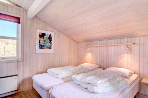 Foto 9 - Haus mit 3 Schlafzimmern in Blokhus mit terrasse und sauna