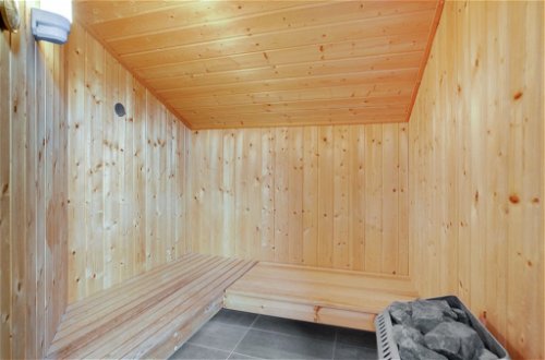 Foto 13 - Casa de 3 habitaciones en Blokhus con terraza y sauna