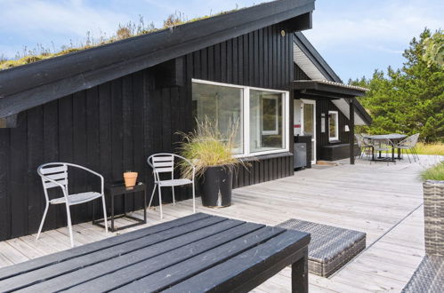 Foto 30 - Casa de 4 quartos em Blokhus com piscina privada e terraço