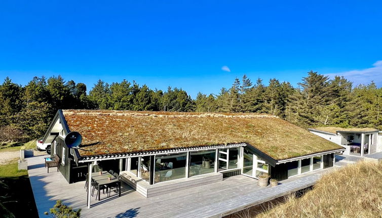 Foto 1 - Casa de 4 quartos em Blokhus com piscina privada e terraço