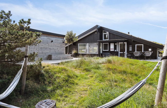 Casa de 4 quartos em Blokhus com piscina privada e terraço - Foto 16