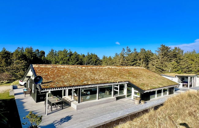 Casa de 4 quartos em Blokhus com piscina privada e terraço - Foto 1