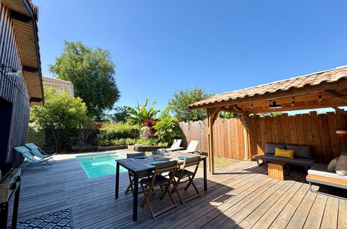 Foto 17 - Haus mit 2 Schlafzimmern in La Teste-de-Buch mit privater pool und garten