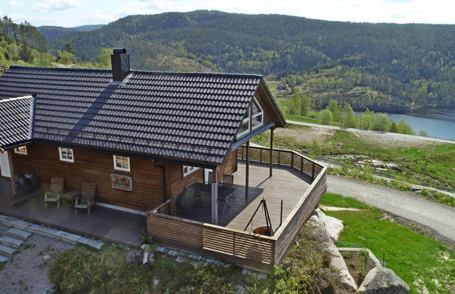 Casa de 4 quartos em Fossdal com jardim e terraço - Foto 22