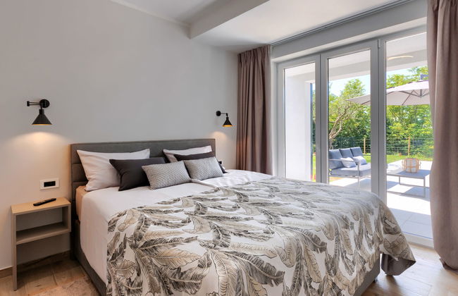 Casa de 4 quartos em Buje com piscina privada e jardim - Foto 18