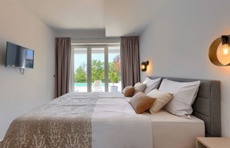 Photo 3 - 3 bedroom House in Buje with private pool and garden