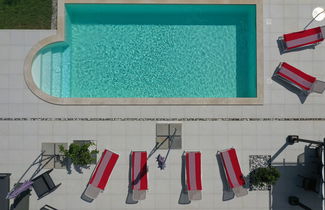 Photo 2 - Maison de 3 chambres à Buje avec piscine privée et jardin