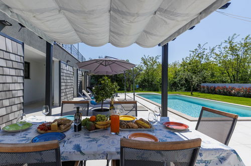 Photo 48 - 3 bedroom House in Buje with private pool and garden