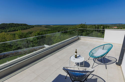 Photo 35 - 3 bedroom House in Buje with private pool and garden