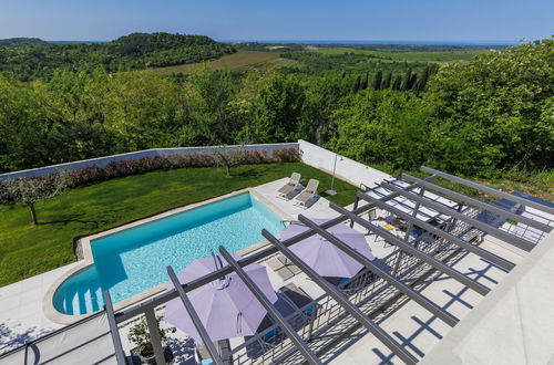 Photo 33 - 3 bedroom House in Buje with private pool and garden