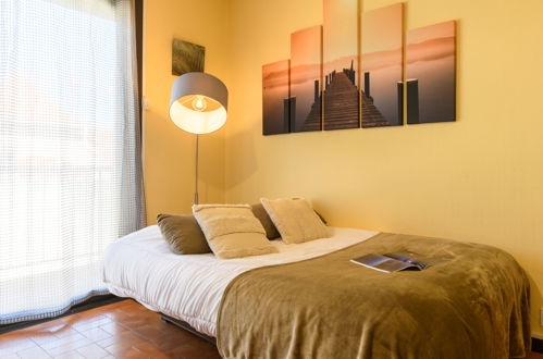 Foto 14 - Appartamento con 1 camera da letto a Mimizan con vista mare
