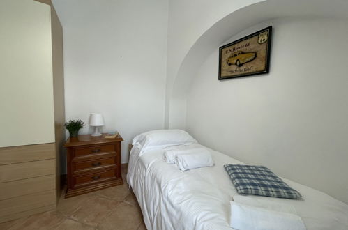 Foto 12 - Appartamento con 2 camere da letto a Imperia con vista mare