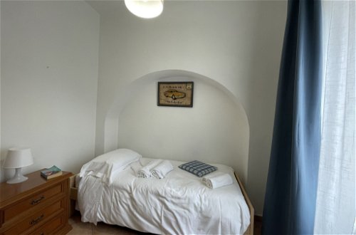 Foto 4 - Appartamento con 2 camere da letto a Imperia con vista mare