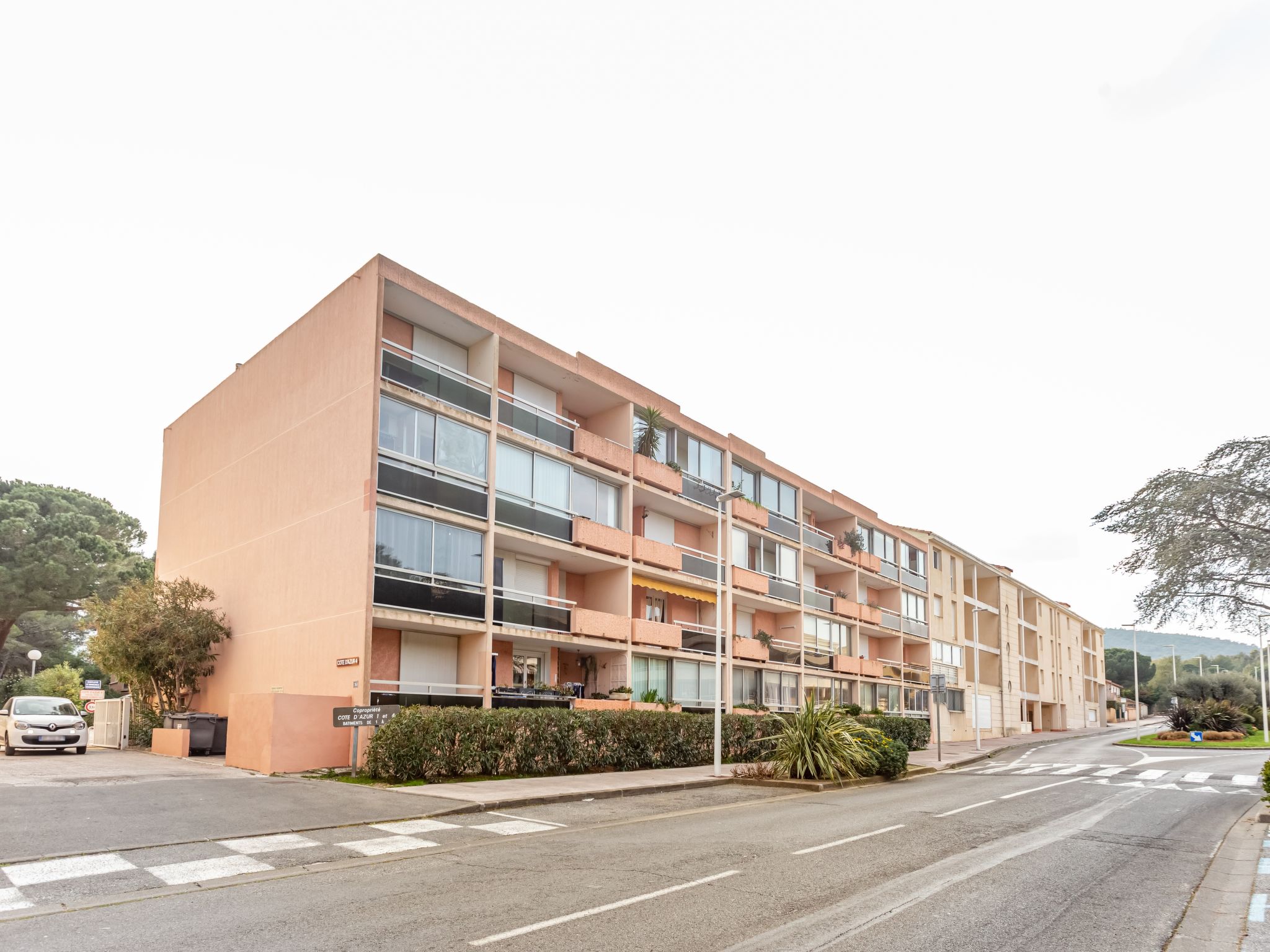 Photo 10 - Appartement de 2 chambres à Bormes-les-Mimosas avec terrasse et vues à la mer