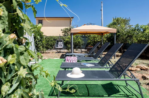 Photo 35 - Maison de 4 chambres à Misilmeri avec piscine privée et jardin