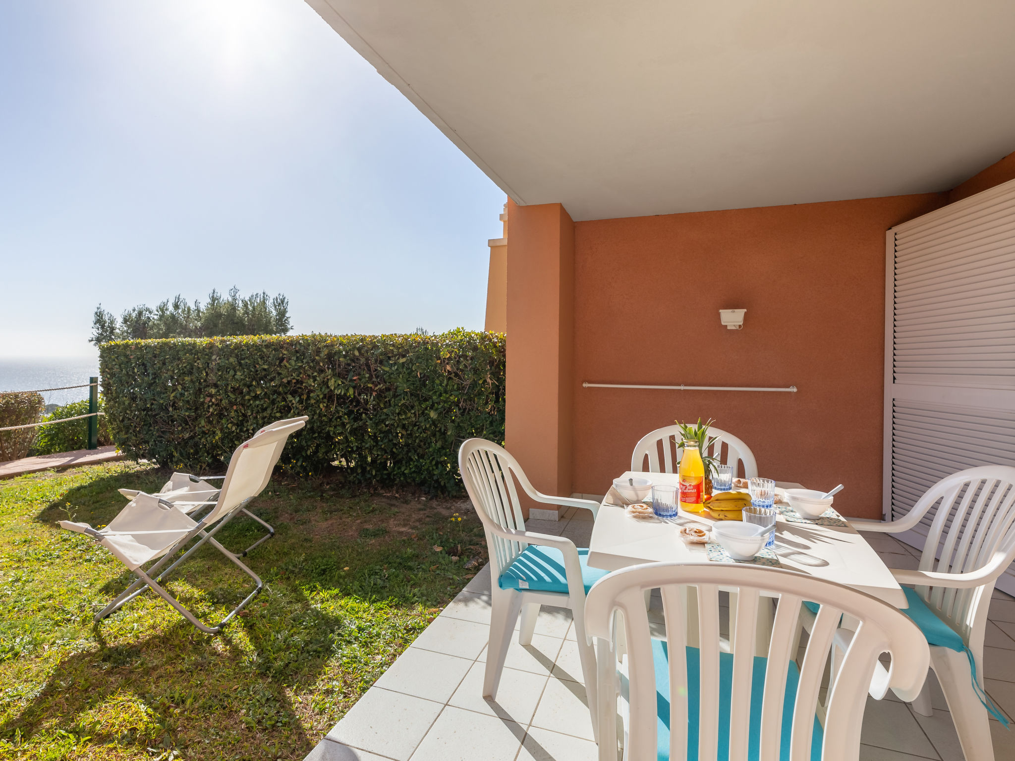 Foto 1 - Apartment mit 1 Schlafzimmer in Saint-Raphaël mit schwimmbad und blick aufs meer