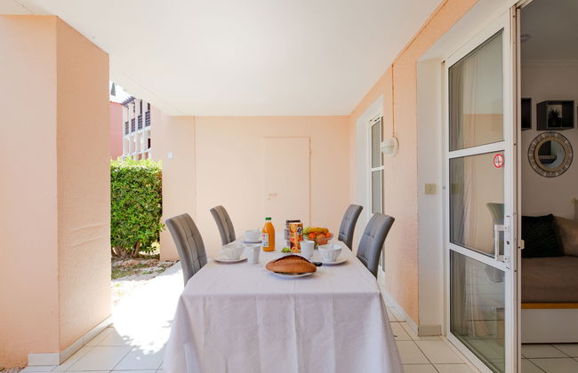 Apartamento de 1 quarto em Saint-Raphaël com piscina e jardim - Foto 22