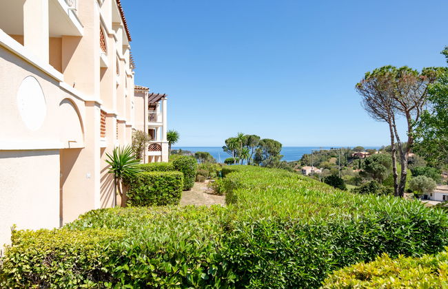 Apartamento de 1 quarto em Saint-Raphaël com piscina e jardim - Foto 37