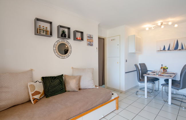 Apartamento de 1 quarto em Saint-Raphaël com piscina e jardim - Foto 9