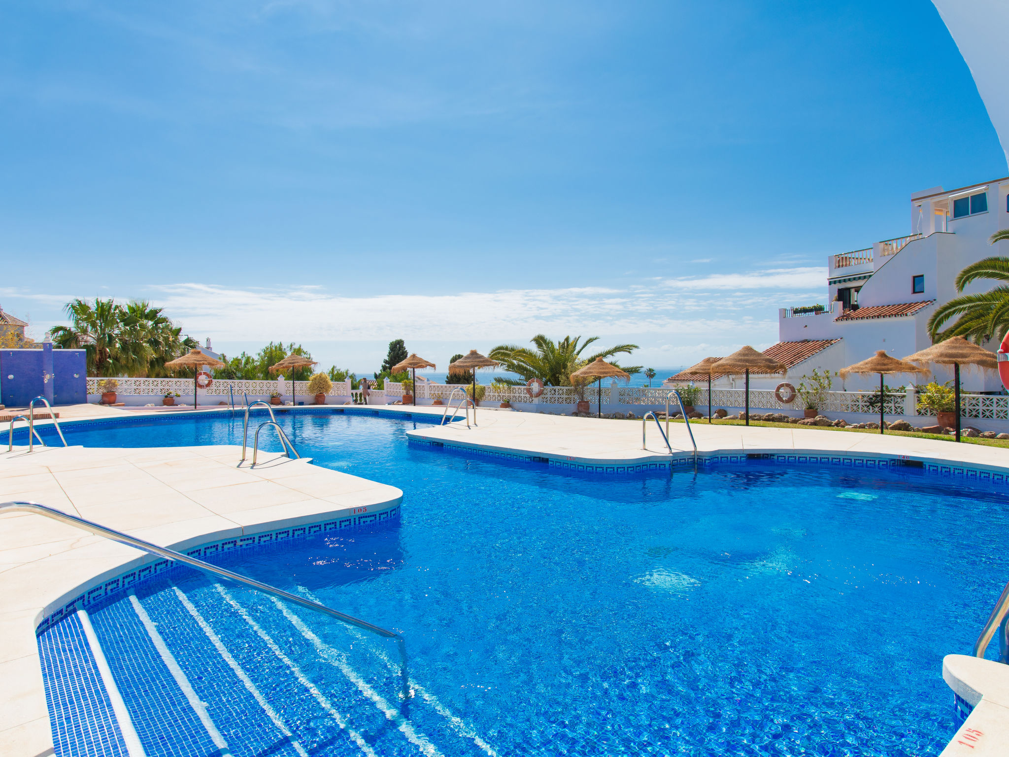 Photo 29 - Appartement de 2 chambres à Nerja avec piscine et vues à la mer